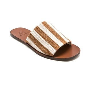 *NEVER WORN* Dee Keller - Maxwell (Camel Stripe)